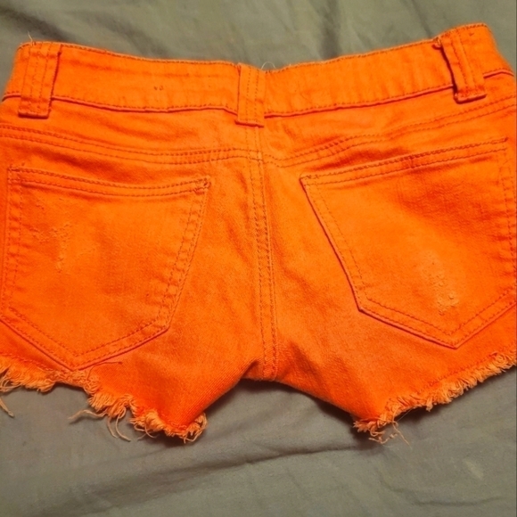 Forever Denim Distressed Jean Shorts Size 24 - Picture 2 of 2